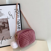 Genți de mână cu lanț pentru femei Geantă de pluș pentru femei Tendință 2022 Poșetă mică drăguță de designer de lux Genți de mână pentru femei umăr