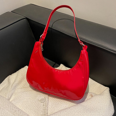 Naiste lakknahast ühevärviline poolkuu käekott Lady väike kaenlaaukott Tänava ristkotid Lihtne õlakott kaenlaalused kotid