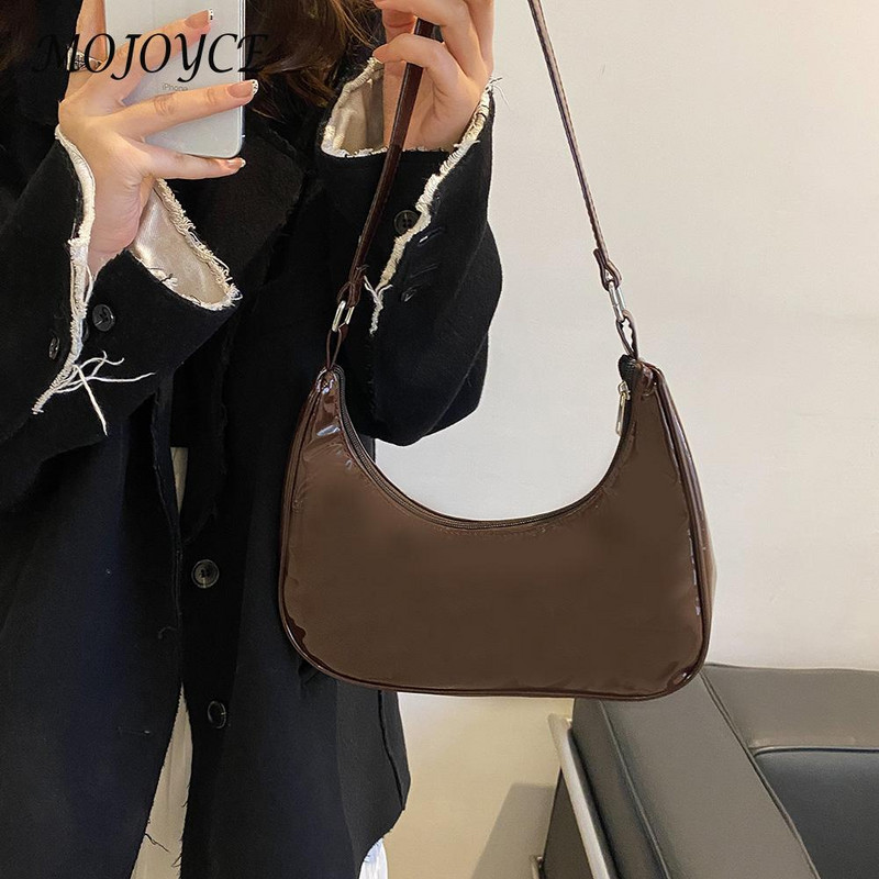 Naiste lakknahast ühevärviline poolkuu käekott Lady väike kaenlaaukott Tänava ristkotid Lihtne õlakott kaenlaalused kotid