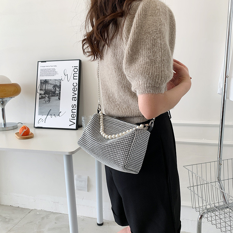 Női Luxus Gyémánt Hobo-táska 2023 Női Trend Design Márka Fényes Strasszkő válltáskák Kézitáska Esti parti pénztárca