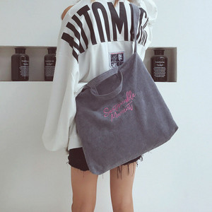 Ins Fashion õlakott naistele Retro velvetist kirjatrükiga kaenlaaluse kott vabaaja õpilaste suurema mahutavusega kandekotid