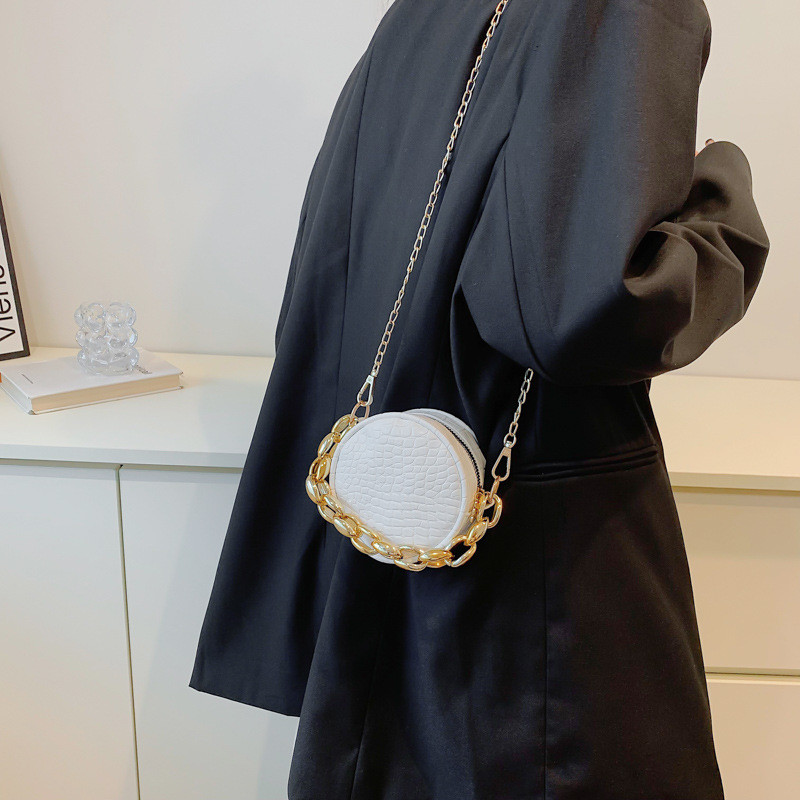 Krokodillimustriga väike ümmargune kott Mini käekott 2022 Uus ühe õlaga diagonaalne kotikett Naiste kott Moodne huulepulgakott