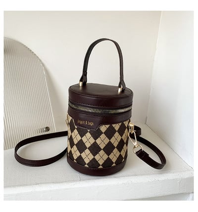 Персонализирана актуална чанта през рамо 2022 Tide Нова популярна чанта тип кофа тип ромб Ежедневна чанта тип цилиндър през рамо