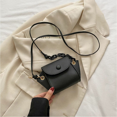 Нови модни мини чанти за през рамо за жени Проста чанта през рамо PU кожена чанта за кръст през тялото с малък капак Черна ръчна чанта