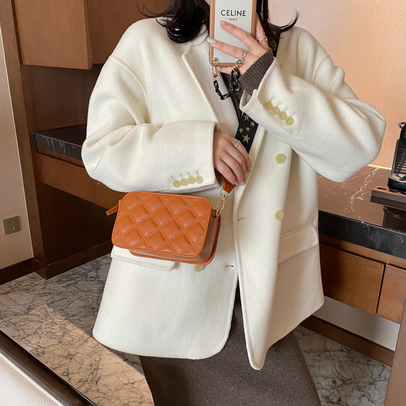 Naiste kotid Õlakotid Väikesed kandilised kotid Mood Naiste käekotid Lihtne romb tikandiga niidiga käekott