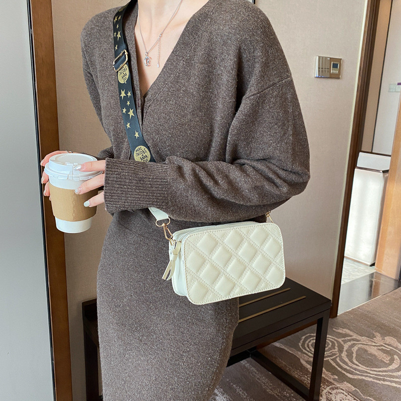 Naiste kotid Õlakotid Väikesed kandilised kotid Mood Naiste käekotid Lihtne romb tikandiga niidiga käekott
