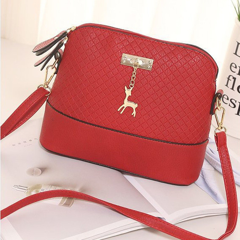 Mustad kotid Naiste Suure mahutavusega käekotid Naiste PU õlakott Naistele 2022 Mood Igapäevased Ostlejad Daami Elegantsed käekotid