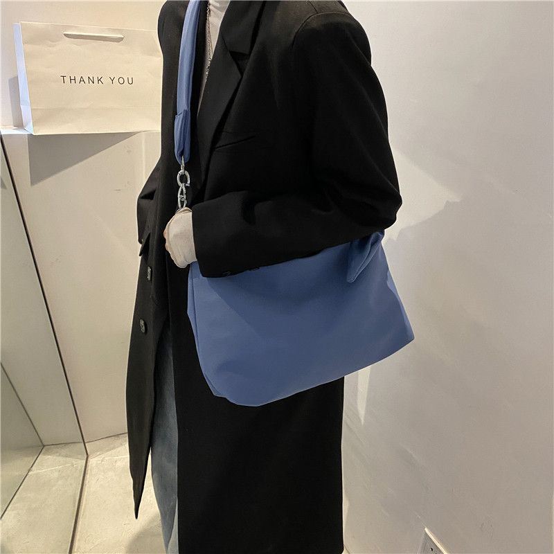 2023. aasta uus mood naiste käekott Naistele vabaaja lõuendist ristkehaga kott kett, sõlmitud rihmadega õlakott, rannabolsa