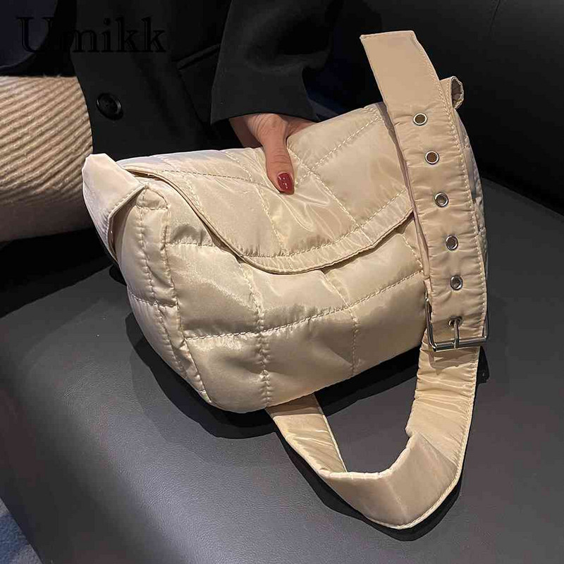 Moodsad naiste kotid Tepitud puuvillane õlakott Ühevärviline rombmustriline klapitasku Kerge naiste rahakott