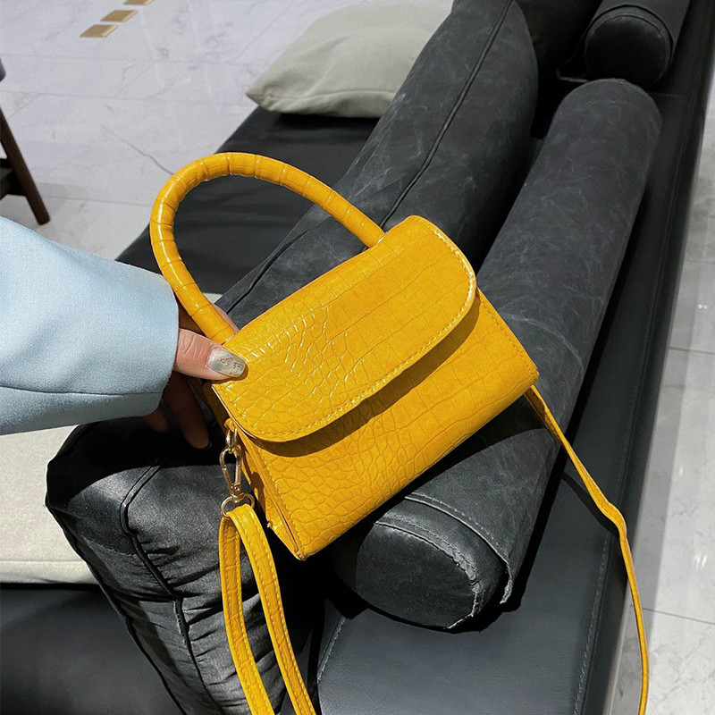 2021 Alligator Pattern Mini Crossbody kotid naistele 2020 PU nahast õlakott Moodne naiste disainiga väike naiste käekott