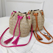 Pingutusnöör naiste õlgedest ämbrikott Suvine kootud õlakott Ostude rahakott Rannakäekott Õlgest käekotid Reisikott