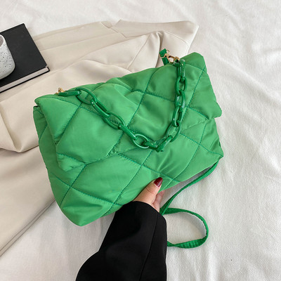 Talvine puuvillase polsterdatud tepitud käekott naistele, ketiga rombikujuline disainer, sulgede kott Rahakott Naiste õlakott