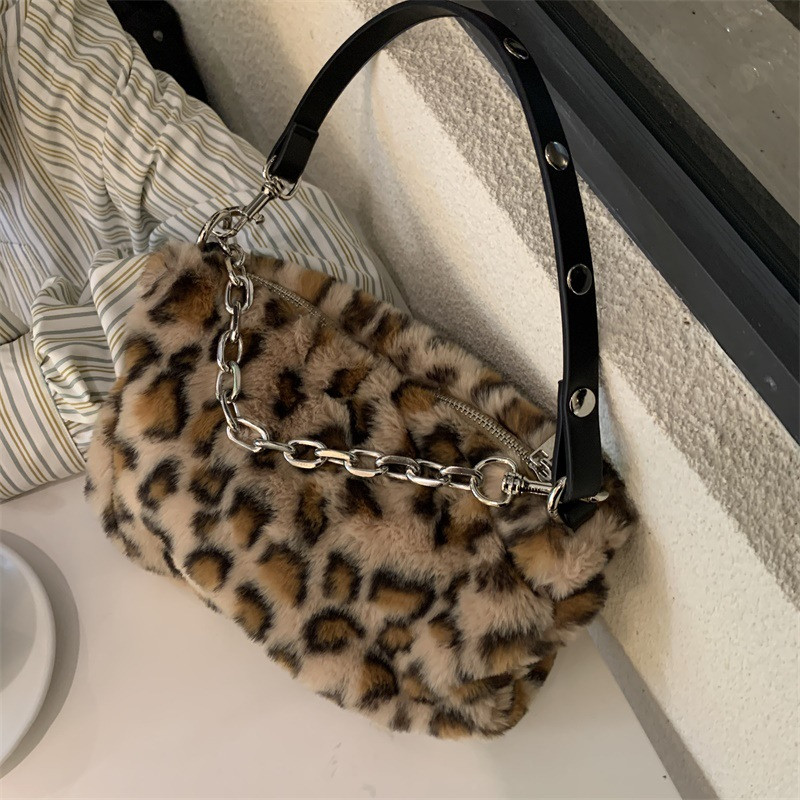 Retro plüüsist naiste õlakotid Leopardimustriga disainiga naistele kunstkarusnahast kaenlaaluste kott ketirihm naistele väikesed ruudukujulised käekotid