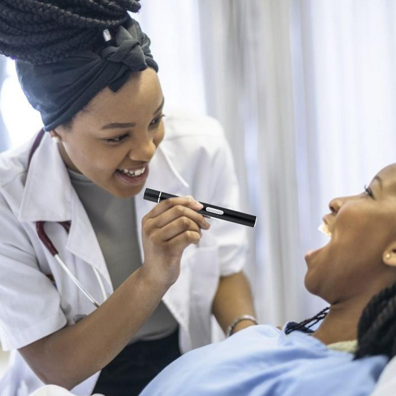 Светлина за щипка за писалка USB презареждане Лампа за писалка Удобно медицинско фенерче Преносимо външно къмпинг аварийно мини джобно LED фенерче