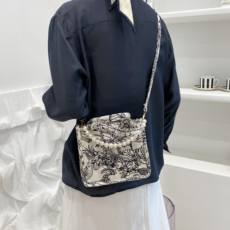 Keskkonnasõbralik riidest õlakott naistele 2021. aasta lõuendiprint Väike ruudukujuline käekott Naistele Paks pärlkettkott reisimiseks Crossbody