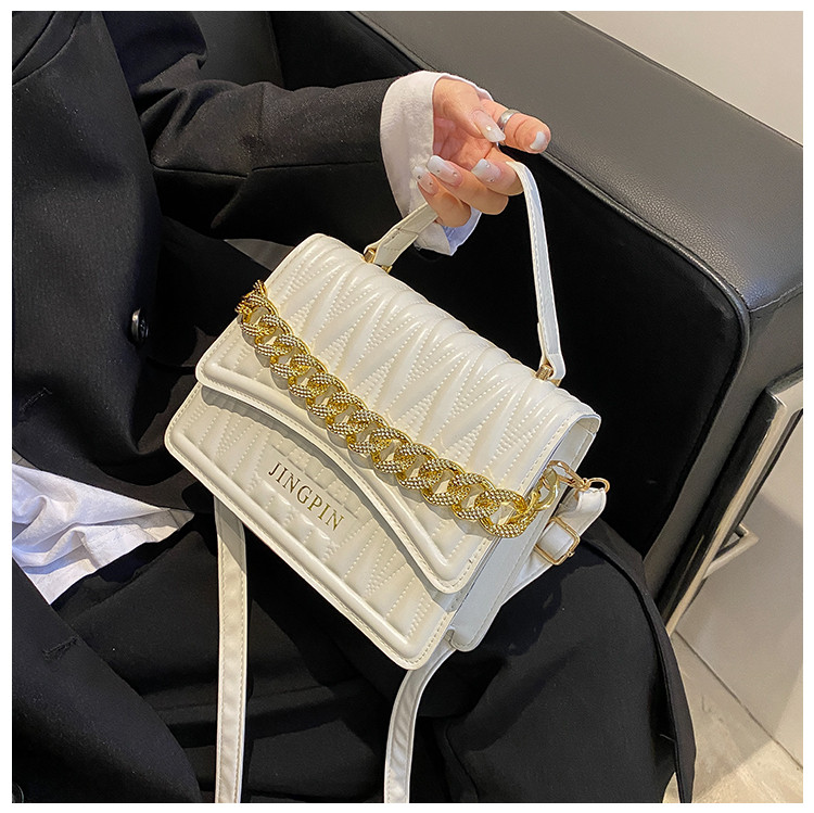 Naiste käekotid Luksusliku disainiga naiste PU-nahast õlakott, väike ühevärviline naiste käekott vabaaja naiste kandekott