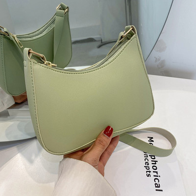 Naiste kott 2022 odavad kvaliteetsed naiste käekotid Retro ühevärvilised PU nailonist õlakott kaenlaalused naistele poodlejate kott