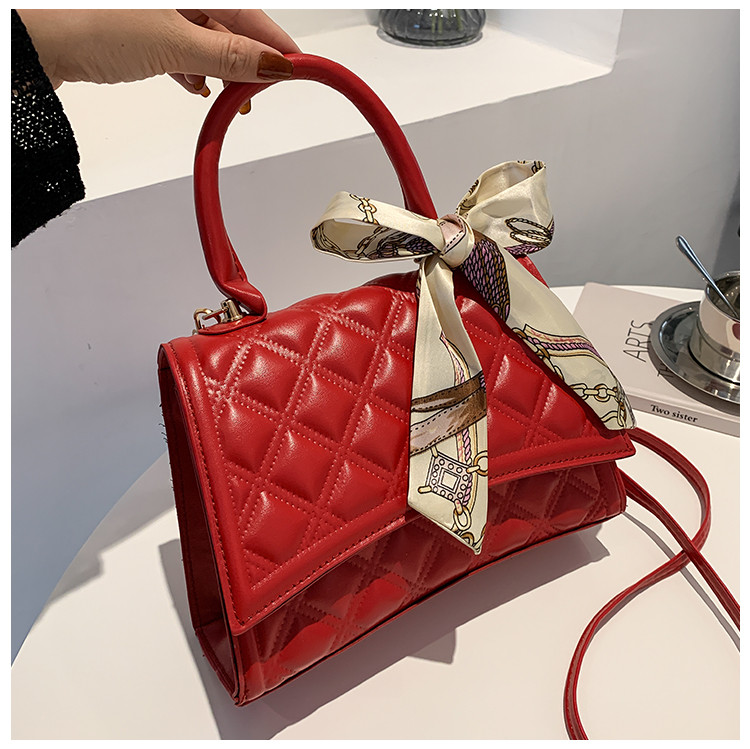 Uus stiil vabaaja PU-nahast Crossbody kott Pehme ühevärviline niidiga õlakotid Väikesed reisikäekotid vabaaja naiste kott