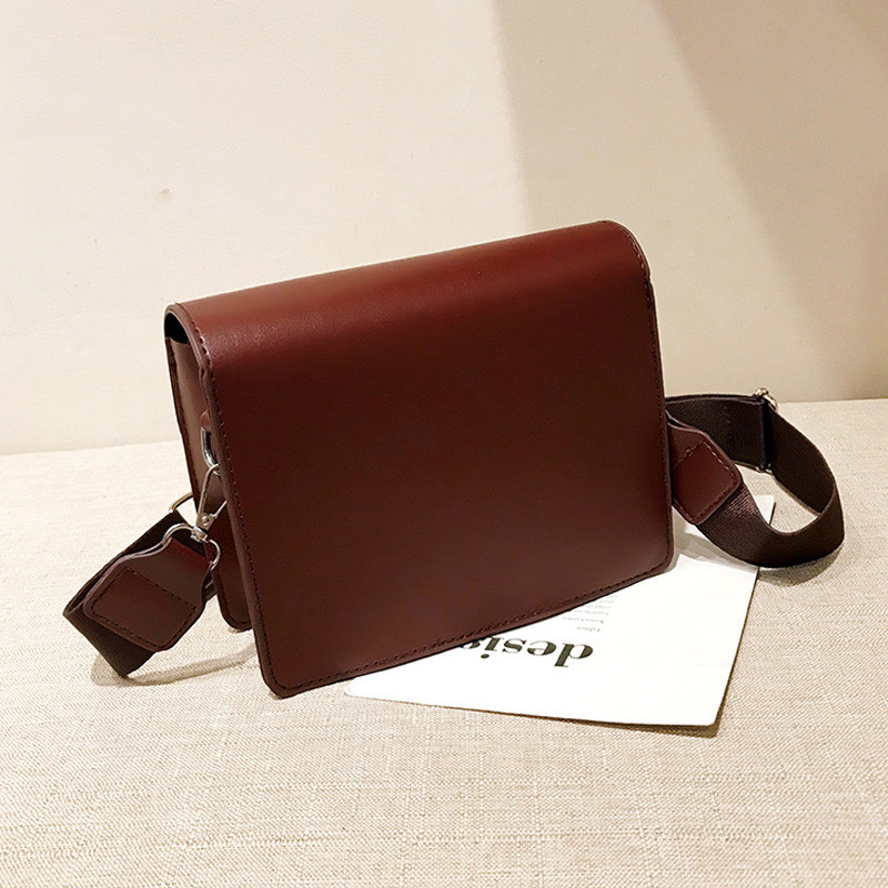 Luxus kézitáska női táska tervezői széles pántos válltáska kis füles női futártáskák divatos pénztárca