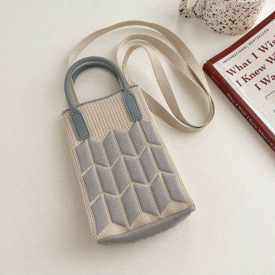 Kommivärvi kootud naiste õla niši disainiga plisseeritud diagonaalne kott Naiste minitelefonikott Kootud väike ostukäekott