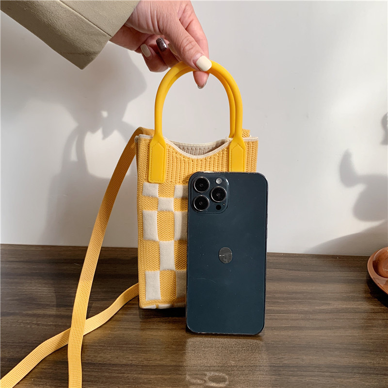 Kommivärvi kootud naiste õla niši disainiga plisseeritud diagonaalne kott Naiste minitelefonikott Kootud väike ostukäekott