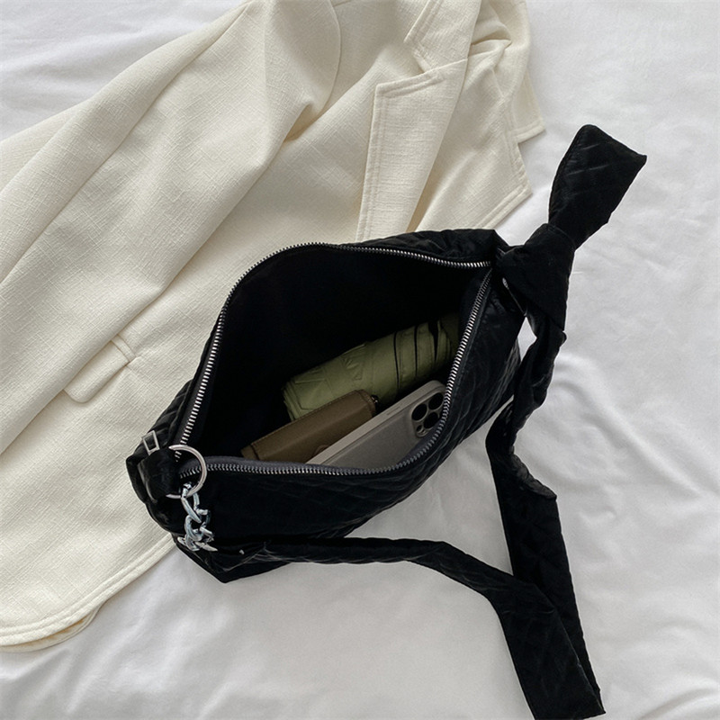 2022. aasta uus mood naiste võrega tepitud käekotid, talvised trendikad naiste õlakottid, puuvillased polsterdatud ketid, disainitud kandekott, rahakott