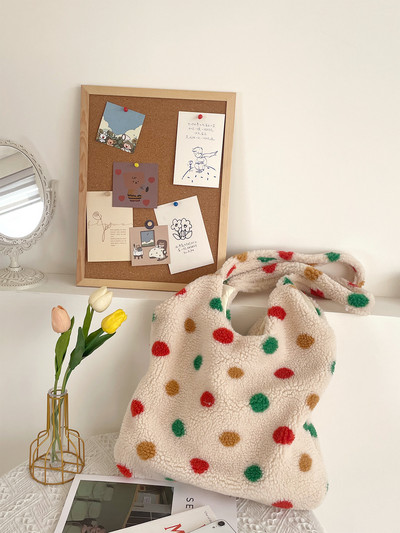 Suure mahutavusega naiste täpiline plüüsist õlakott Lambavillast vest Käekott Ostukotid Talvine soe kohev kandekott