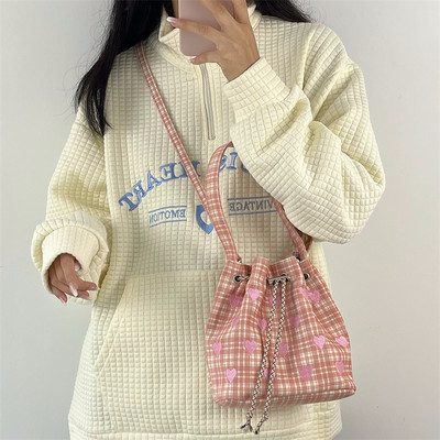 Roosa südamega tikitud naiste ämbrikott Käekotid Mood Armastus Naiste Sõnumikott Pingutusnöör Naistele Tüdrukutele Väikesed Õlakotid