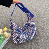 Naiste kottide ostjad Lihtsad tõmblukuga käekotid Etnilises stiilis lõuendist õlakott Väike 2022. aasta BoHo kootud rannakott