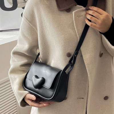 Lemon Green Love Clasp käekott Armsad õlakotid kaenlaalused naistele Luksusbrändi disainiga kandekotid Rahakott Naiste Crossbody kott