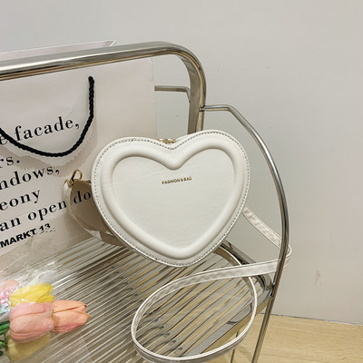 Модни дамски чанти през рамо във формата на сърце Нова плътна чанта за през рамо от изкуствена кожа Ежедневни дамски чанти Дизайнерски дамски чанти сумка