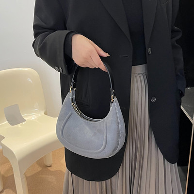 Peen naiste õlakott, ühevärviline kaenlaaluse disainiga PU-nahast kaenlaalused kotid vaba aja naistele poolkuu igapäevased pelmeenikotid