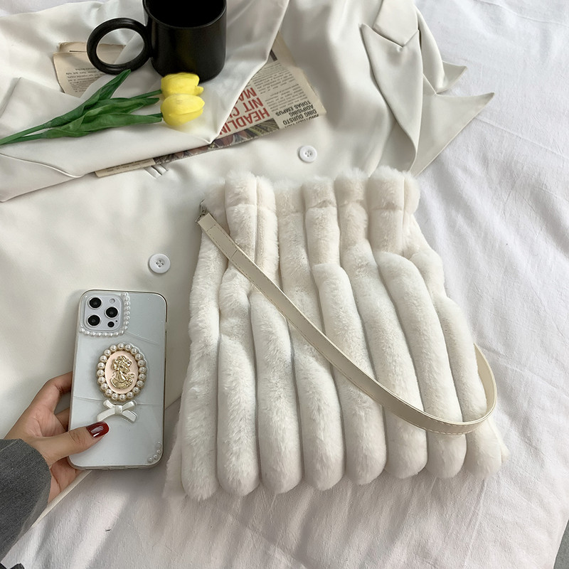 Naiste Palus õlakott kohev karusnahk Star Love käekotid Suure mahutavusega pehmed ostukotid Tüdrukutele armas koolikott Käekott