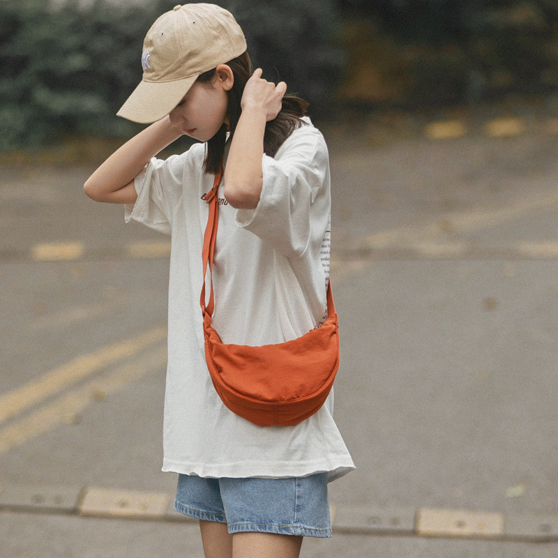 Модна дамска чанта през рамо Найлонова чанта тип месинджър Едноцветна платнена чанта за кнедли под мишниците Дамски пазарски чанти през рамо Портфейл