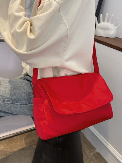 Lihtsa disainiga naiste õlakotid Nailonist naiste kevad New Shopper Messenger Crossbody kotid naistele veekindlad käekotid