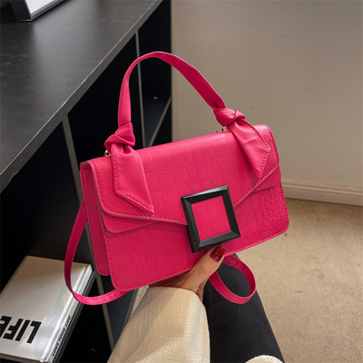 Kvaliteetsed PU-nahast naiste käekotid Luksuslik disainiga naiste õlakott 2023, uus mood, väike ruudukujuline messengeri kott