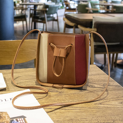 Casual Crossbody kott naistele Triibuline ämbriga õlakott Naiste kotid Luksuslik PU nahast kott Hit Bucket Bag Käekott Messenger