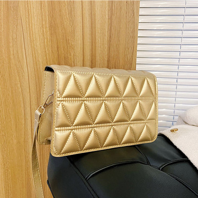 Driga Чанти през рамо за жени 2022 г. Нови модерни модни чанти Rhombus Messenger Чанти с ярки цветове Мини квадратни чанти Ежедневна чанта от изкуствена кожа