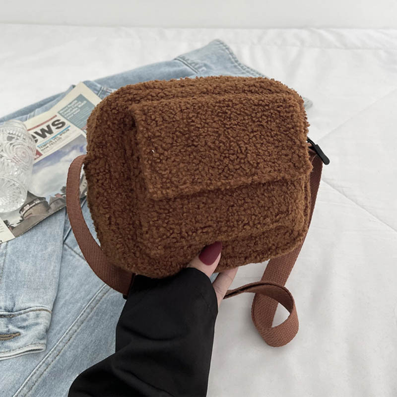 New Trend Winter Plush naiste väike õlakott vabaaja mini-sättekotid Moedisainer naiste kotid reisitelefoni kott rahakott