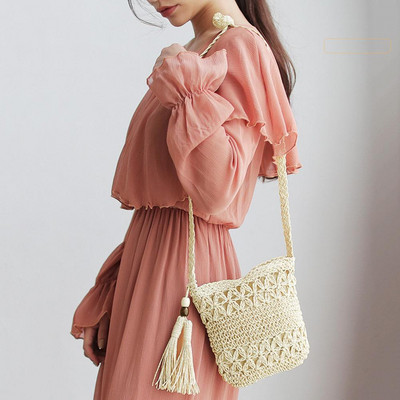 Γυναικείες τσάντες Messenger Ins Hot Sale Hollow Out Woven Single shoulder Crossbody Tassel Beach Casual Straw Bag για Γυναικείες κοριτσίστικες τσάντες