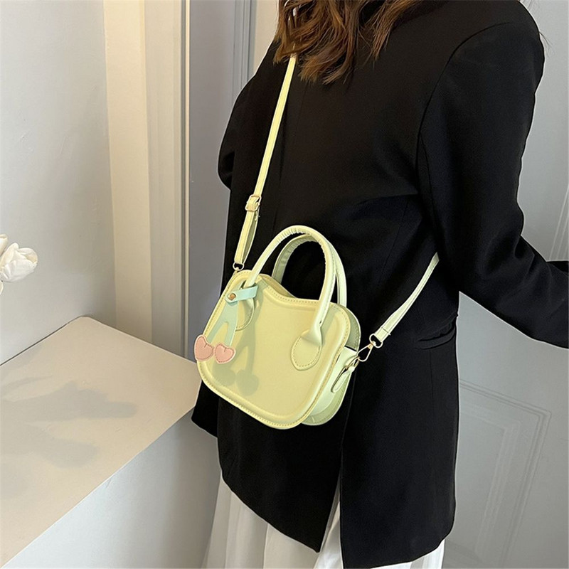 Kuumad uued kvaliteetsed PU õlakotid Mood armsad väikesed kirssist käekotid Naiste värviline Crossbody käekott naistele