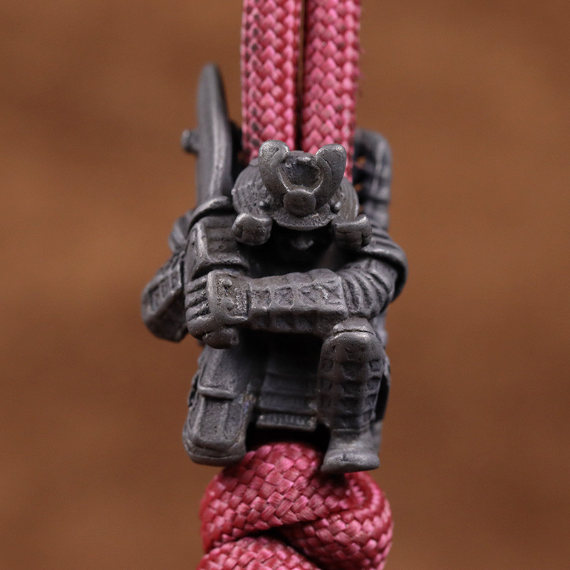 Japoniškas platus kardas samurajus EDC žalvario peilio karoliukai virvelės pakabukai lauko įrankiai pasidaryk pats „Paracord“ austos apyrankės, žavesiai, priedai