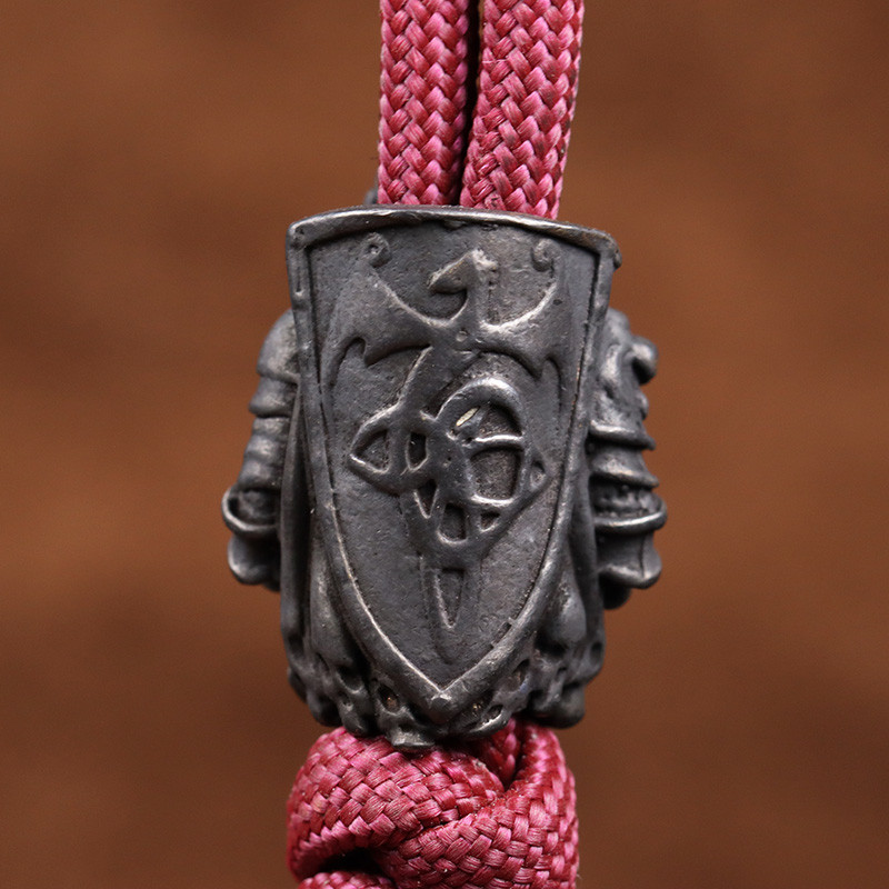 Muutused Templirüütli messingist EDC Retro Paracord Noahelmed Crusader Armour Warrior DIY Vihmavarju köis kootud kaelapaela ripatsid