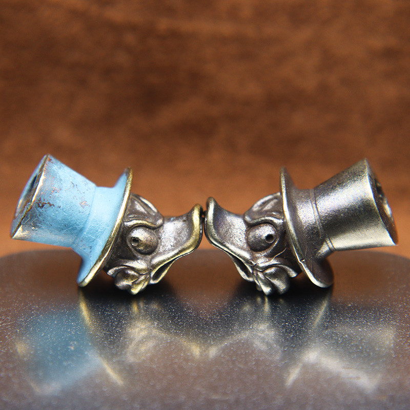 Multifilmide tegelane pardi messingist nuga helmestest ehted isetegemise teel Paracordi riidepuud Aksessuaarid Loomade EDC välitööriist Ripatsid