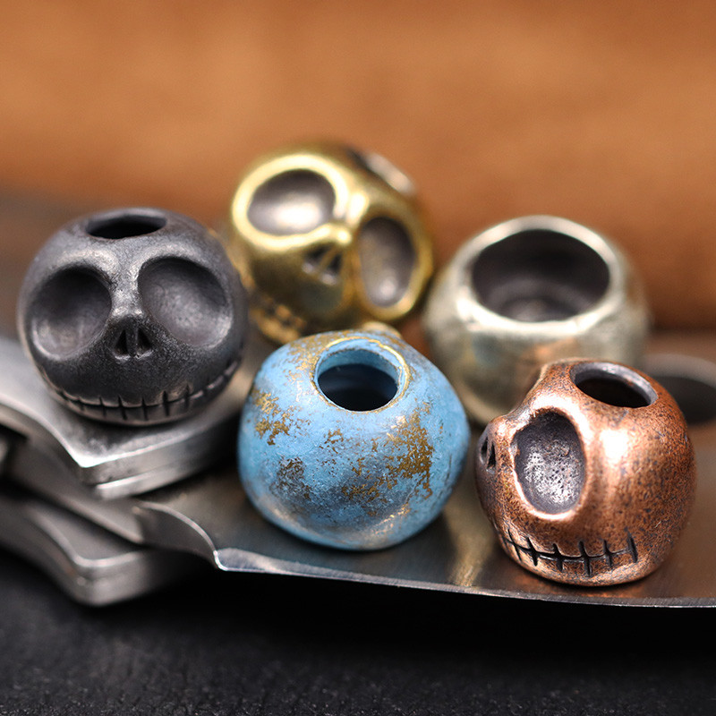 Kõrvitsa pealuupea messingist noapärl EDC välitingimustes meisterdatud Paracord kootud kaelapaeltega ripats Käsitsi valmistatud punk võlusid ehtetarvikute tööriist