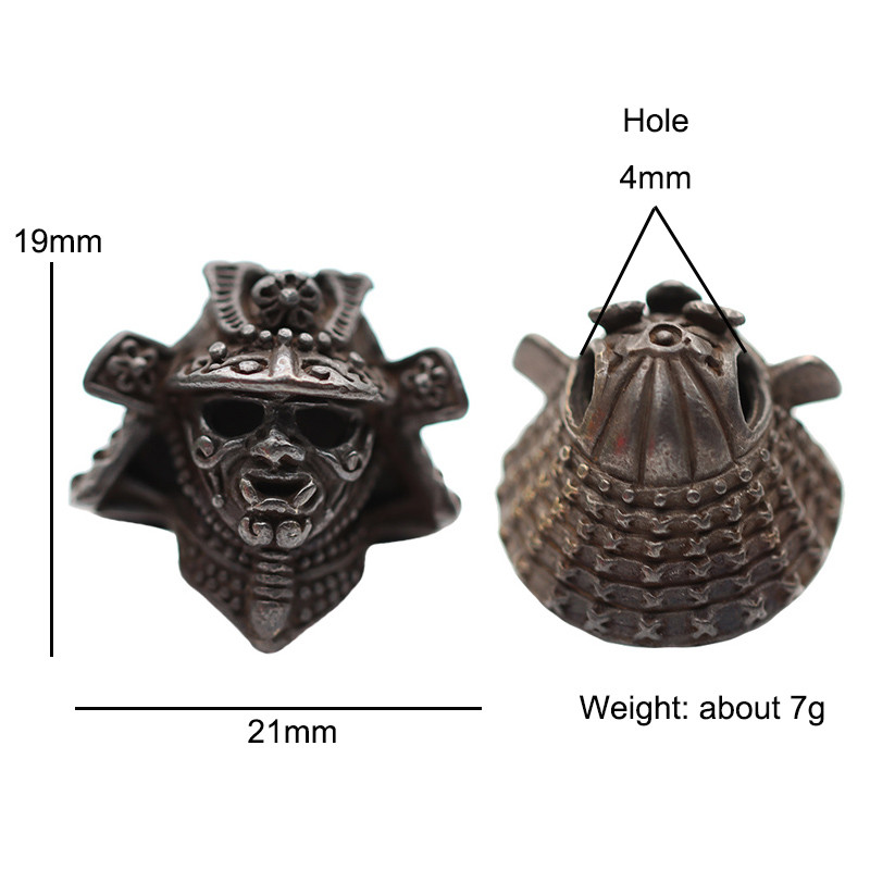 Armură din alamă neagră Cască de samurai japonez Războinic Cuțit Mărgele DIY Accesorii Paracord Accesorii EDC Instrument de exterior Tesute Cuțit Pandantive