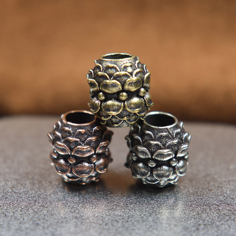 Retro mesingana lotosova latica Nož Perla EDC Outdoor Alat DIY Paracord Pletena uzica Privjesci Narukvice Razmaknice Perle Viseći nakit