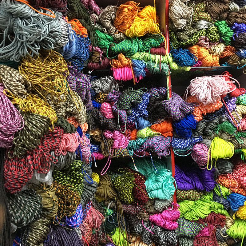 30M 550 Военен паракорд 7 нишки 4 мм тактически кабел за парашут Аксесоари за къмпинг Оцеляване на открито Направи си сам въже за гривна