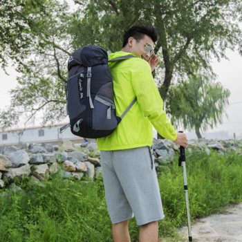 Гореща сгъваема спортна чанта Водоустойчива раница за къмпинг с мека облегалка за туризъм Супер пакет за пътуване на открито, планинска раница за катерене