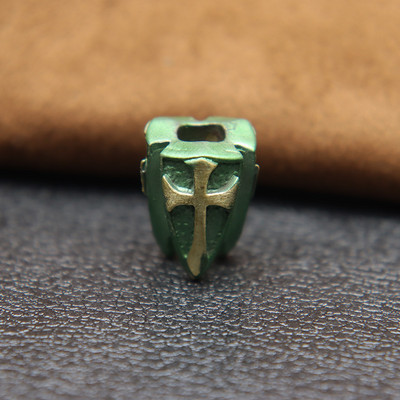 Cuțit din alamă cu scut în cruce, mărgele de bricolaj, umbrelă, frânghie, pandantiv, lanternă, șnur, agățat EDC, instrument de exterior, accesoriu pentru brățară paracord